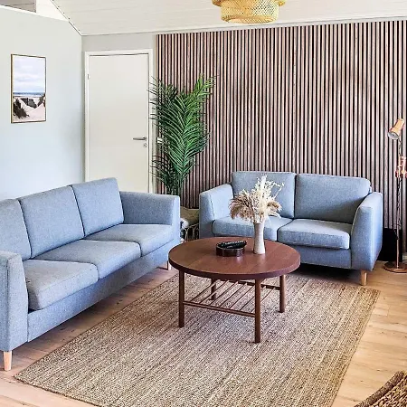 בית נופש Three-bedroom Holiday In 83
