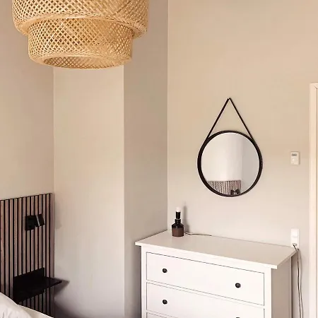בית נופש Three-bedroom Holiday In 83 בלבאנד